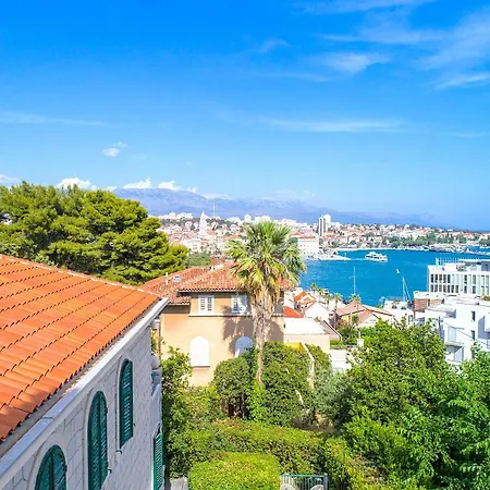 Stone Majestic W Pool - Center Вилла