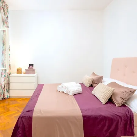 Вилла Stone Majestic W Pool - Center *