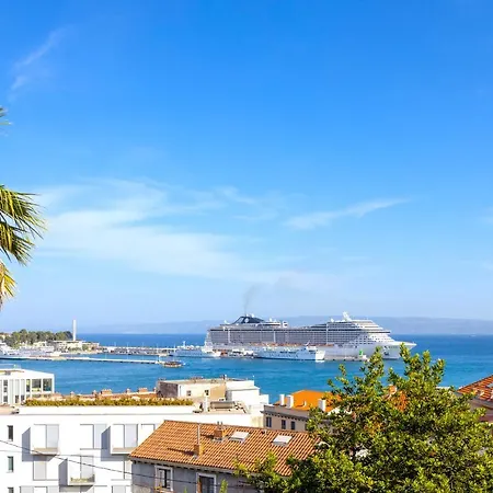 Вилла Stone Majestic W Pool - Center