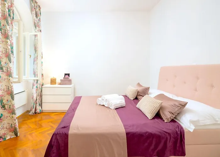 别墅 Stone Majestic W Pool - Center *