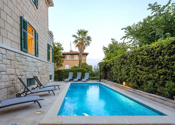 别墅 Stone Majestic W Pool - Center 斯普利特