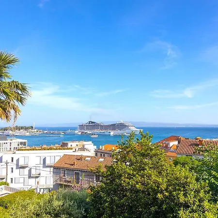 Stone Majestic W Pool - Center *